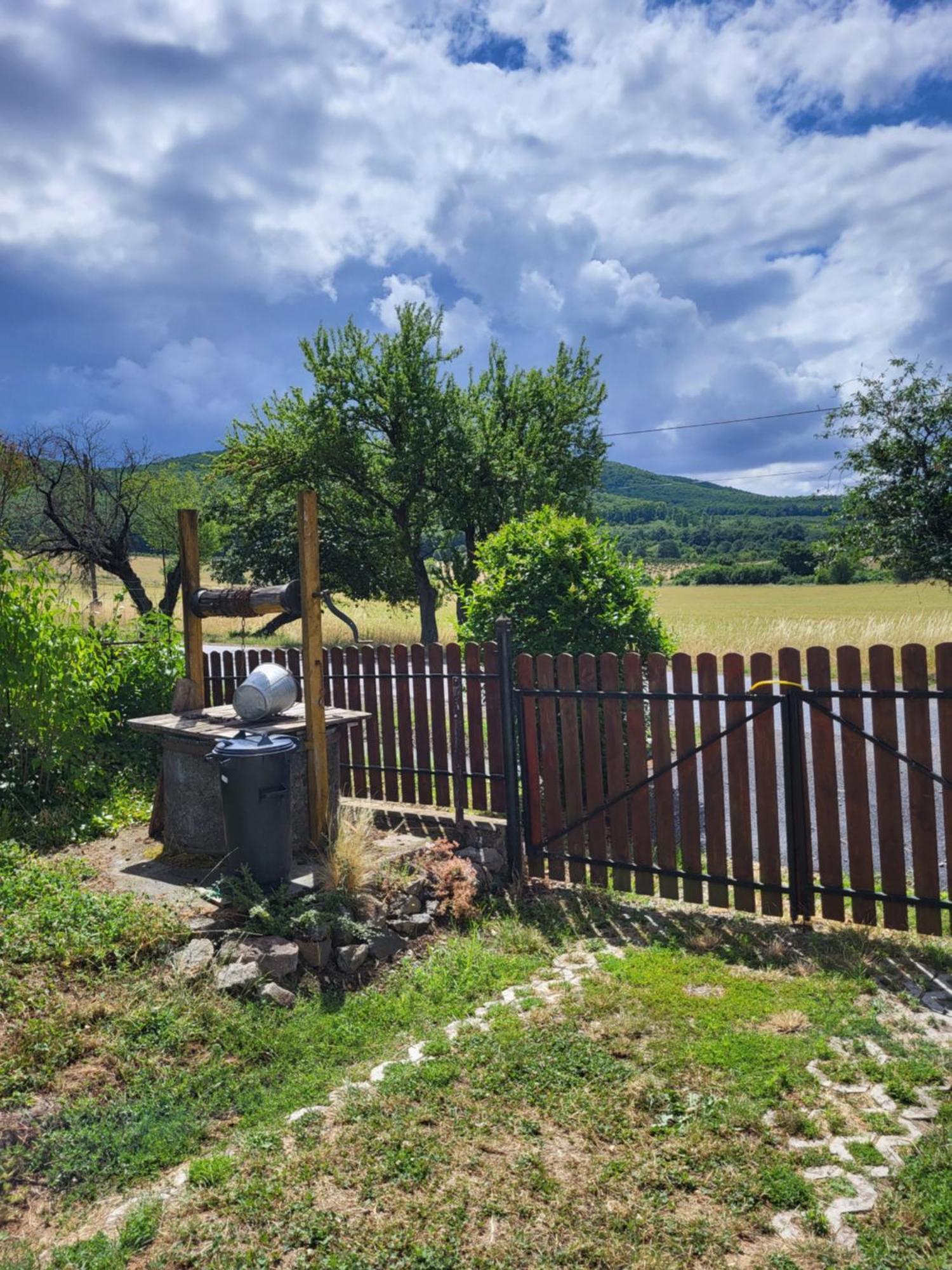 Tepke Guesthouse Garáb Zewnętrze zdjęcie